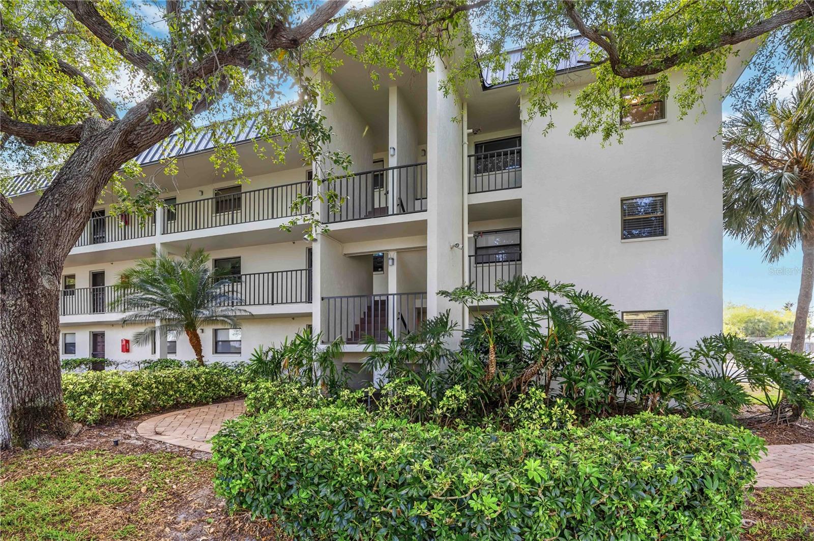 104 Capri Isles Blvd #301, Venice, FL 34292