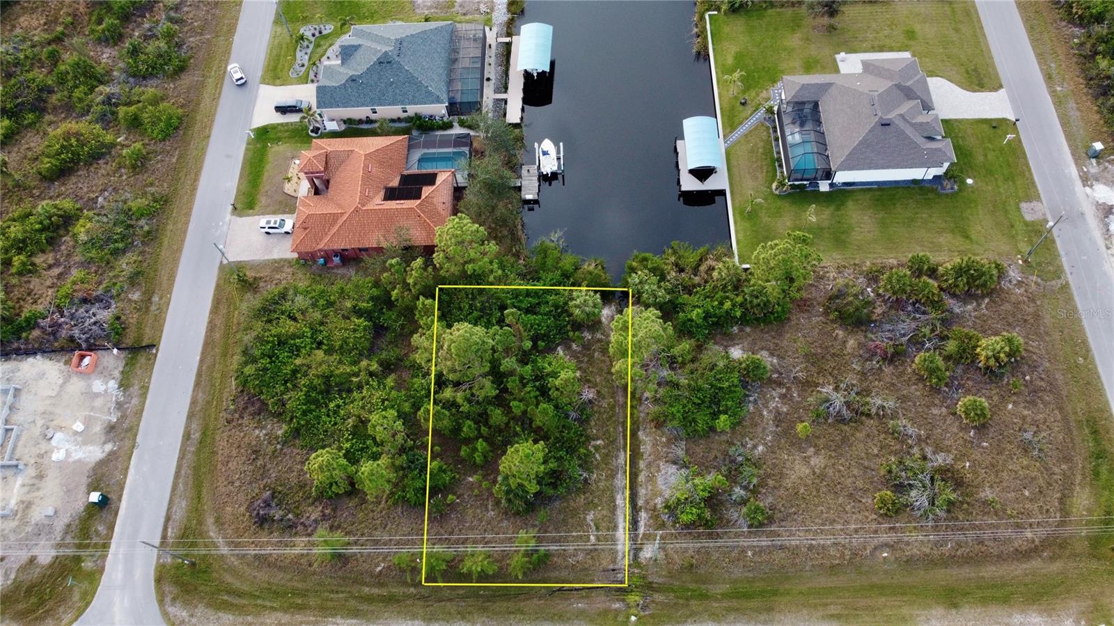 10281 St Paul Dr, Port Charlotte, FL 33981