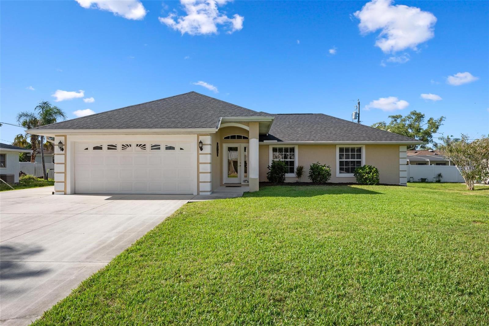816 Beverly Rd #64, Venice, FL 34293