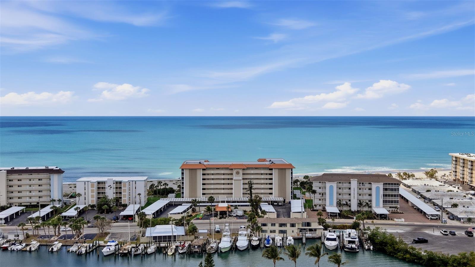 1150 Tarpon Center Dr #304, Venice, FL 34285