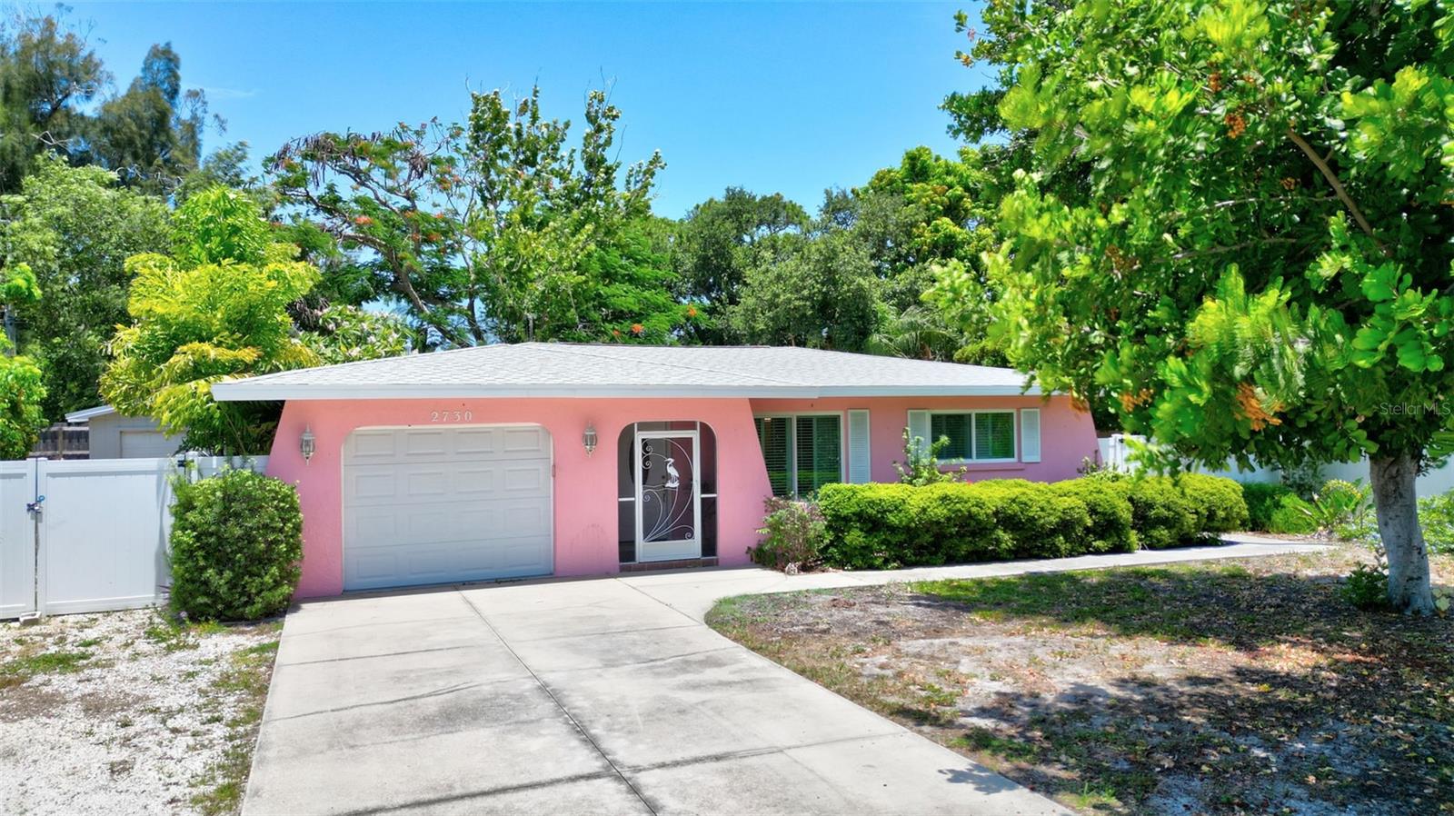 2730 Sunset Beach Dr, Venice, FL 34293