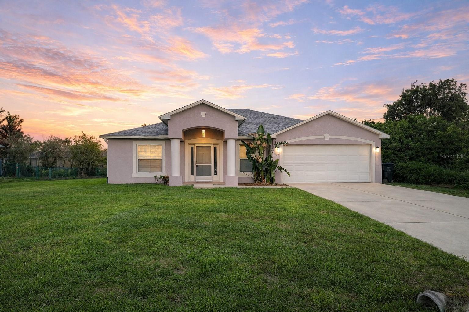 1528 Koltenborn Rd, North Port, FL 34288