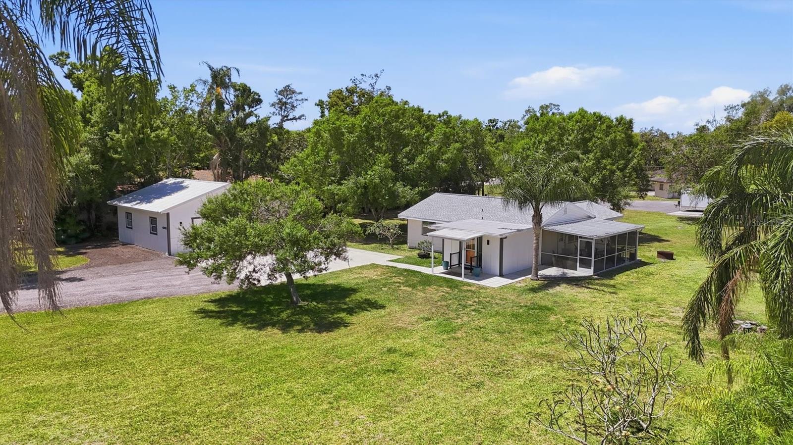 4300 Eastern Pkwy, Sarasota, FL 34233