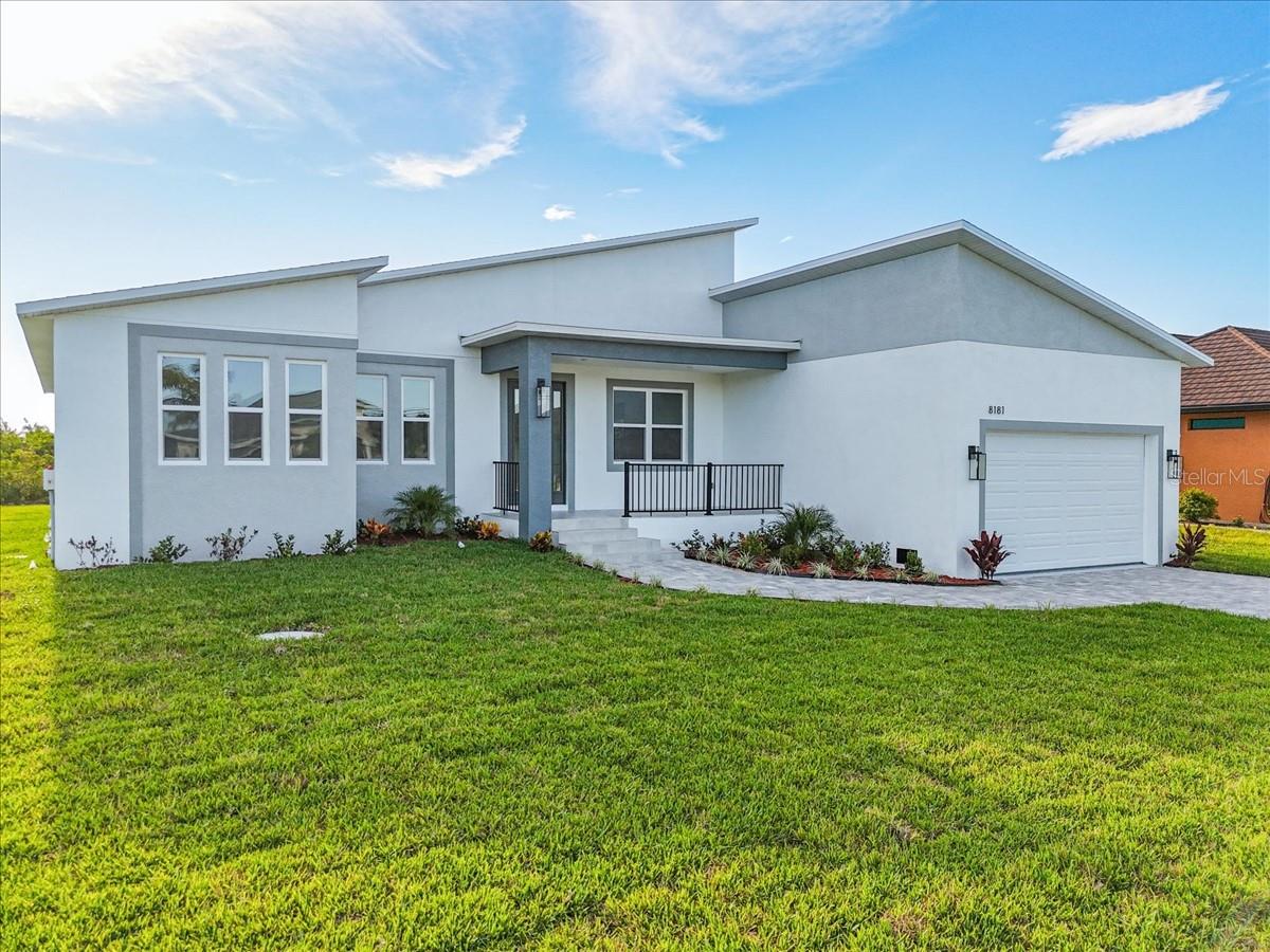 8181 Tecumseh Cir, Port Charlotte, FL 33981
