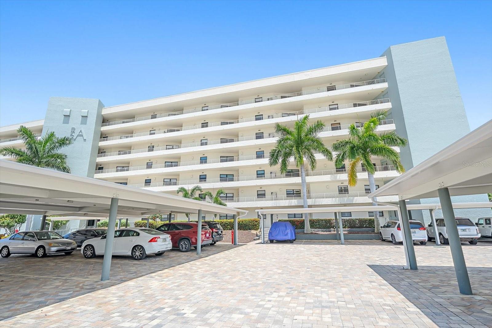 5790 Midnight Pass Rd #209, Sarasota, FL 34242