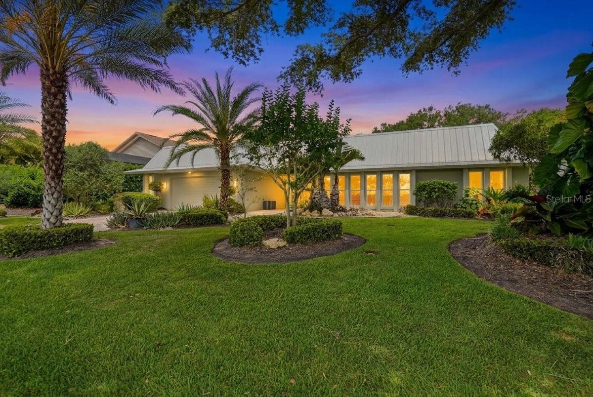 272 Four Knot Ln, Osprey, FL 34229