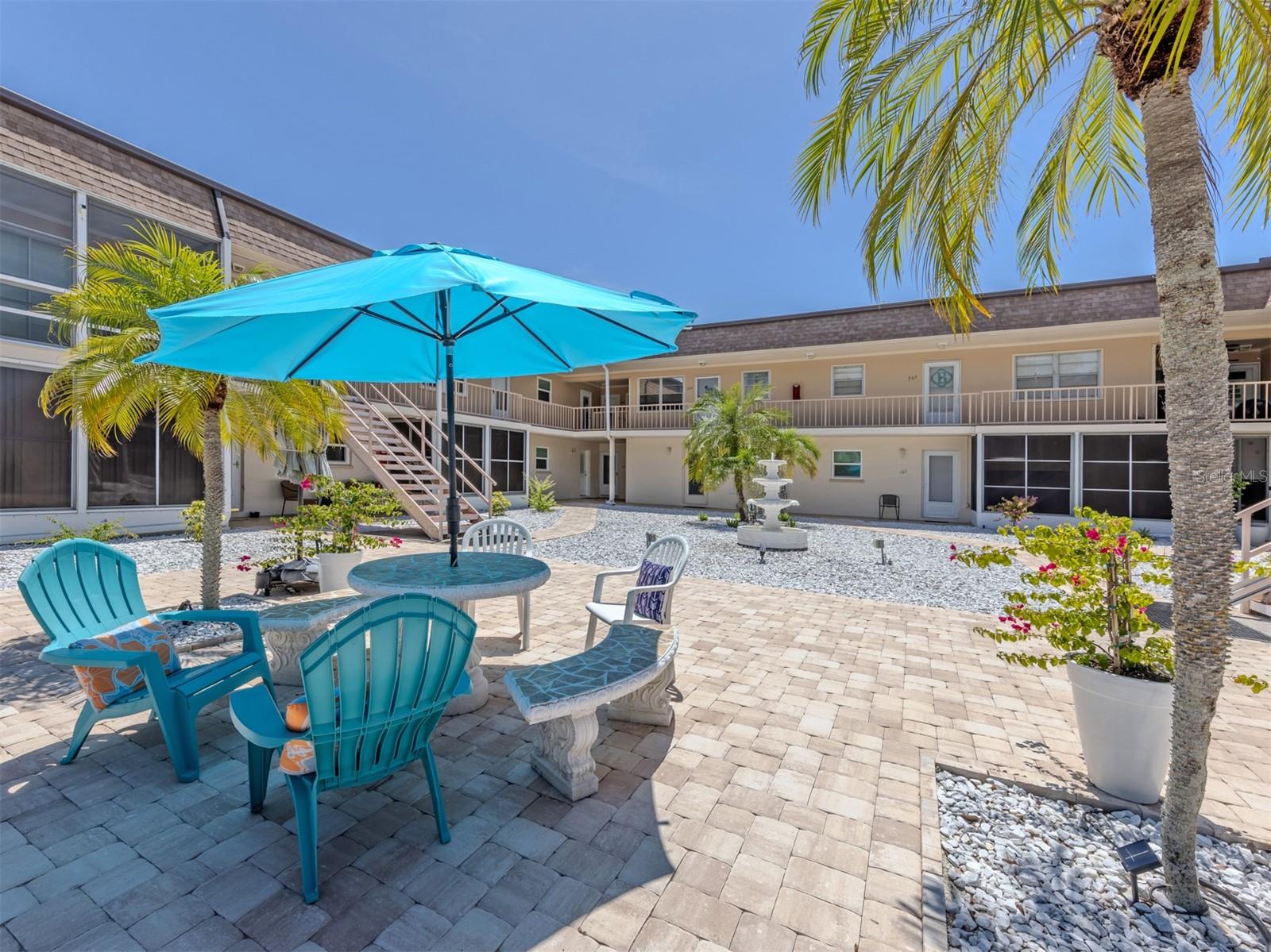 537 Manatee Ct #204, Venice, FL 34285