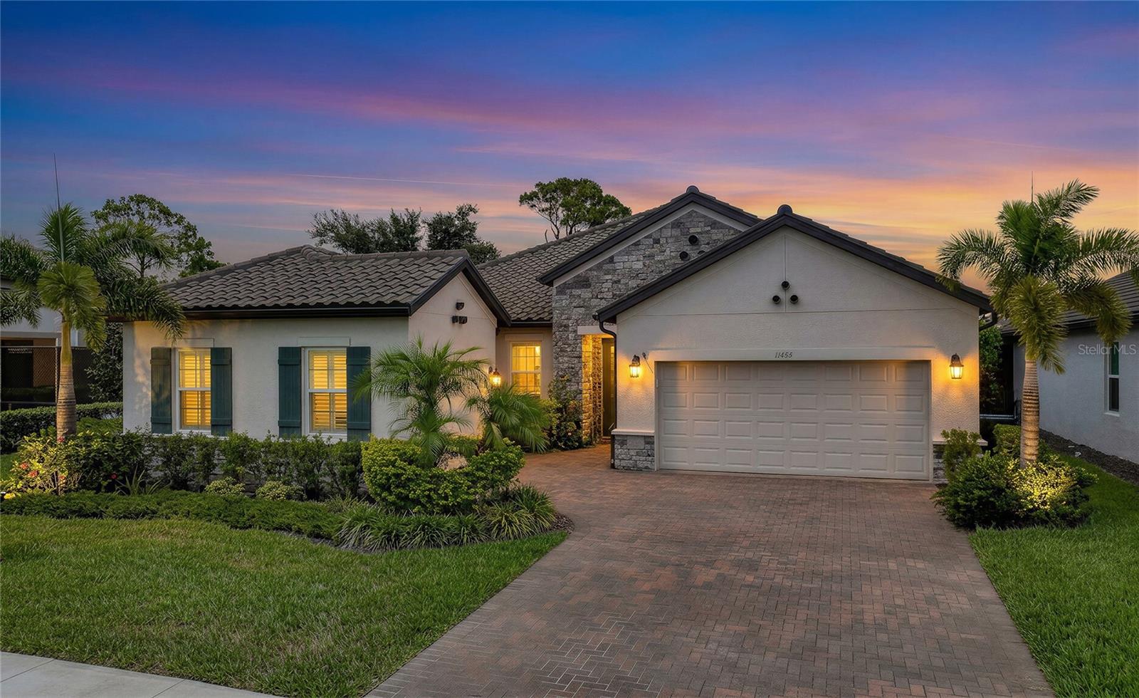 11484 Montserrat Dr, Venice, FL 34293