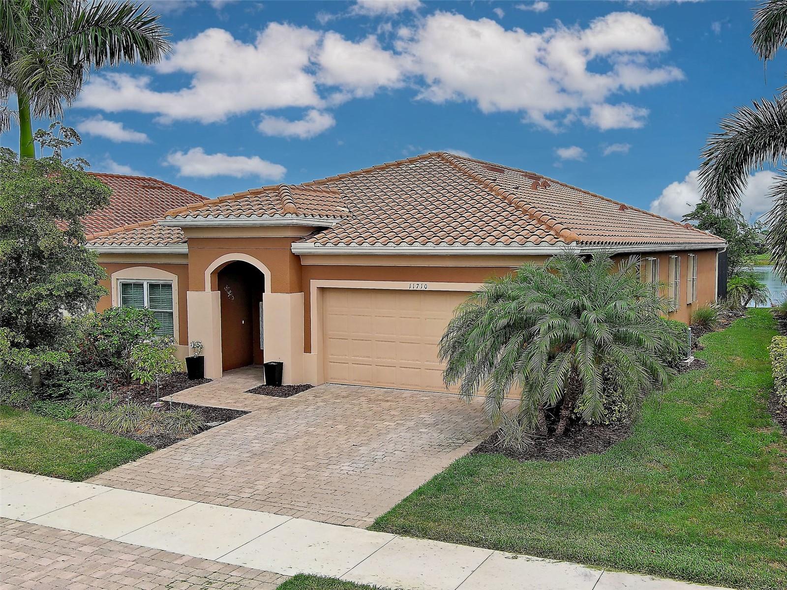 11710 Alessandro Ln, Venice, FL 34293