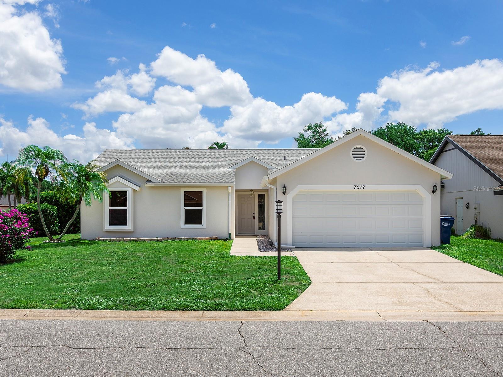 7517 38th Street Cir E, Sarasota, FL 34243