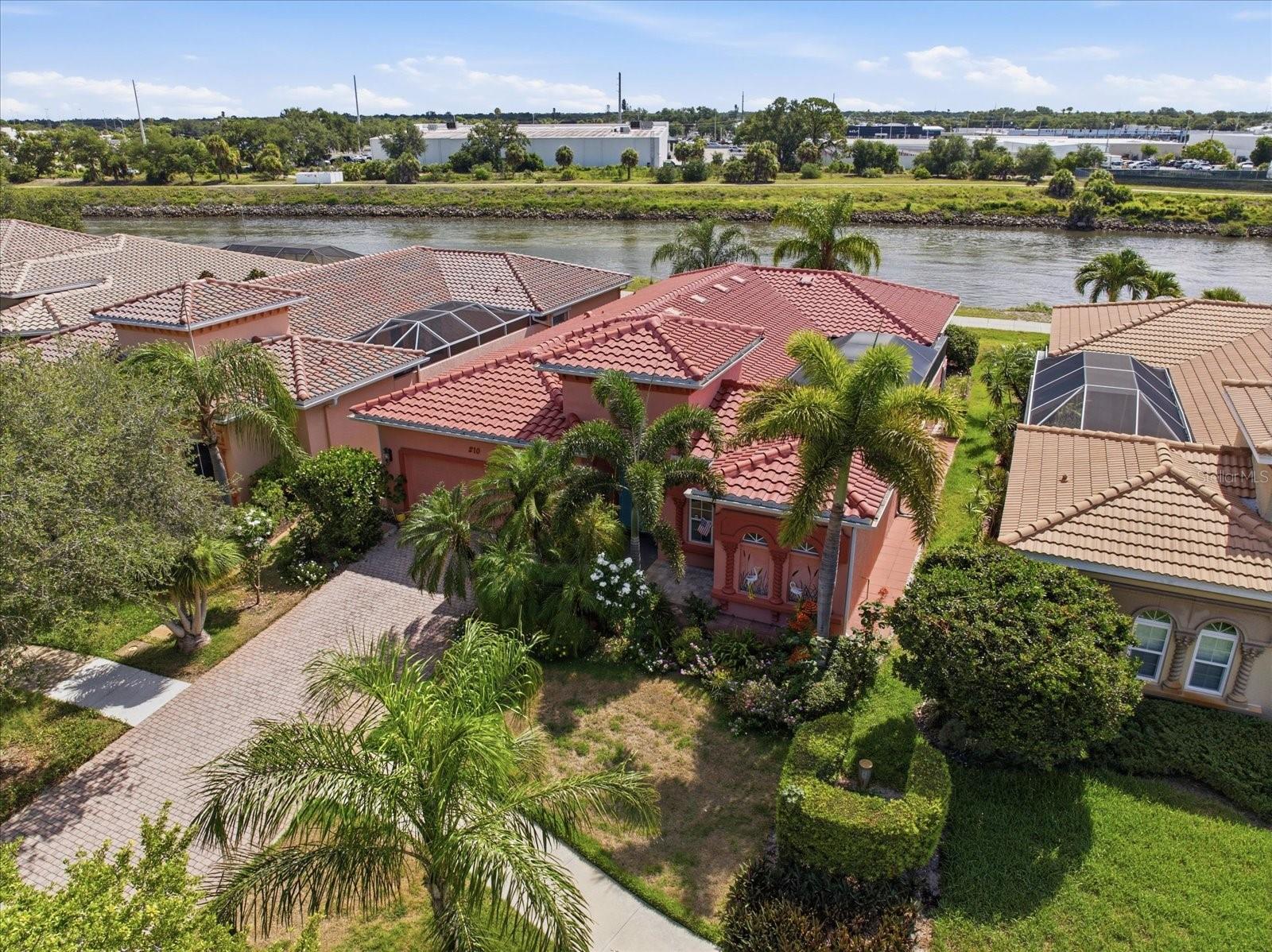 210 Rio Terra, Venice, FL 34285