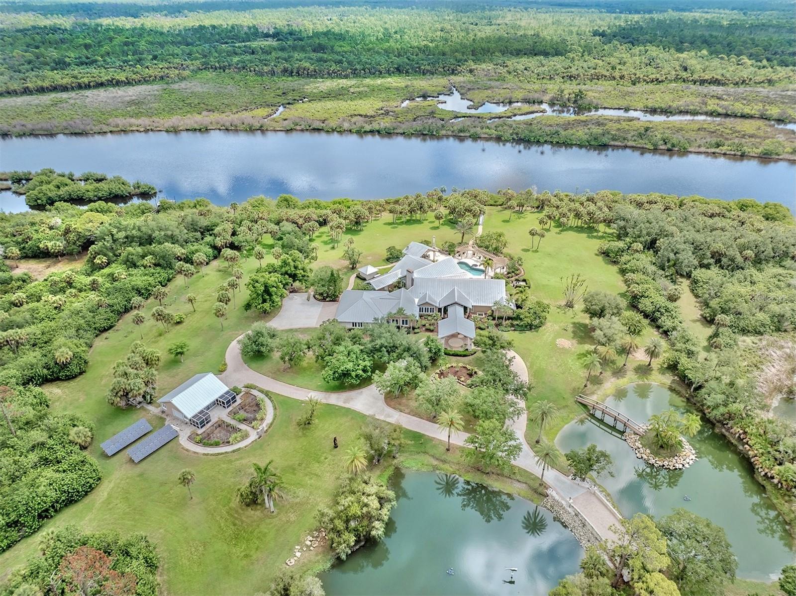 630 N River Rd, Venice, FL 34293