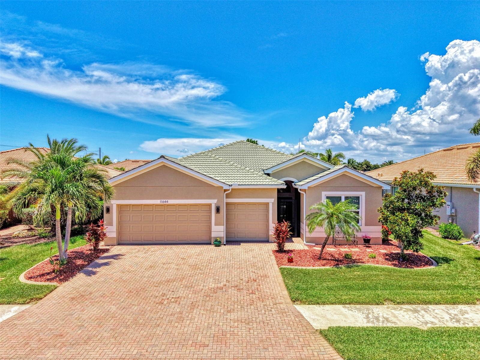 11644 Spotted Margay Ave, Venice, FL 34292