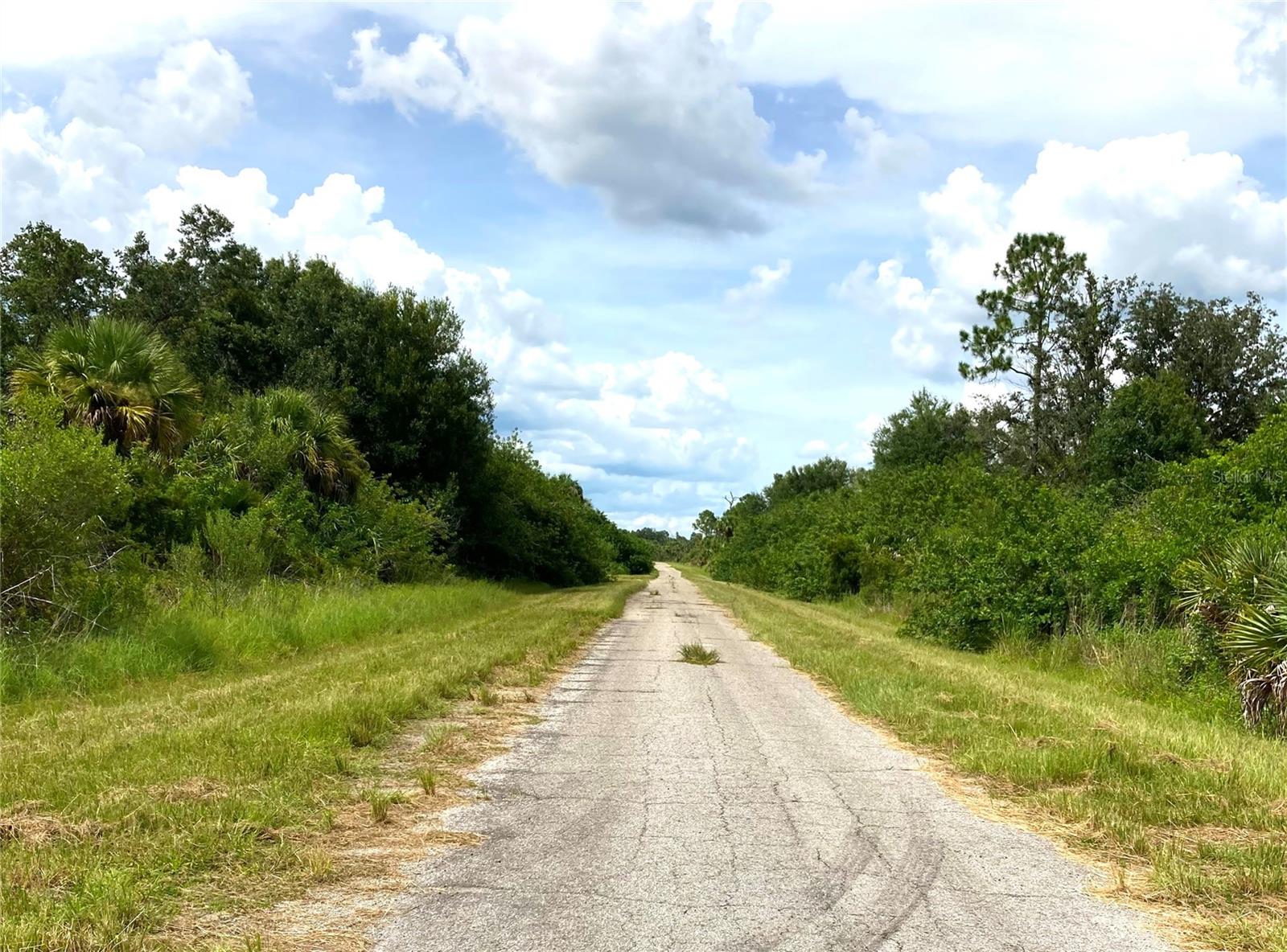 Kimberly Dr, North Port, FL 34288