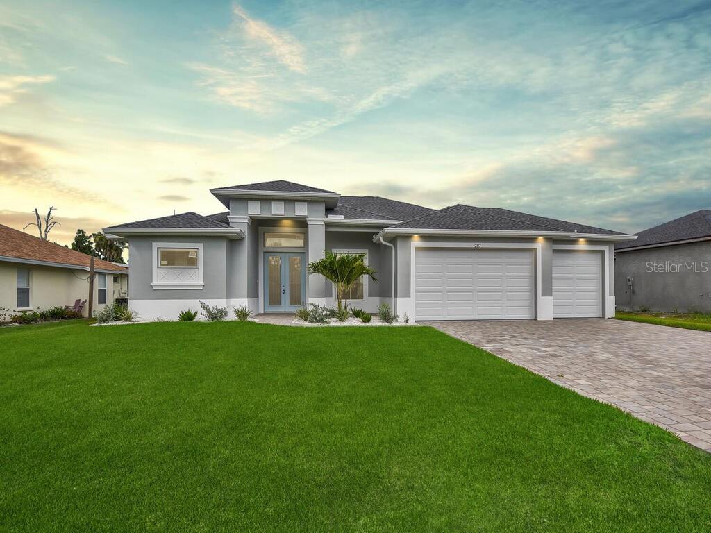 287 Mariner Ln, Rotonda West, FL 33947