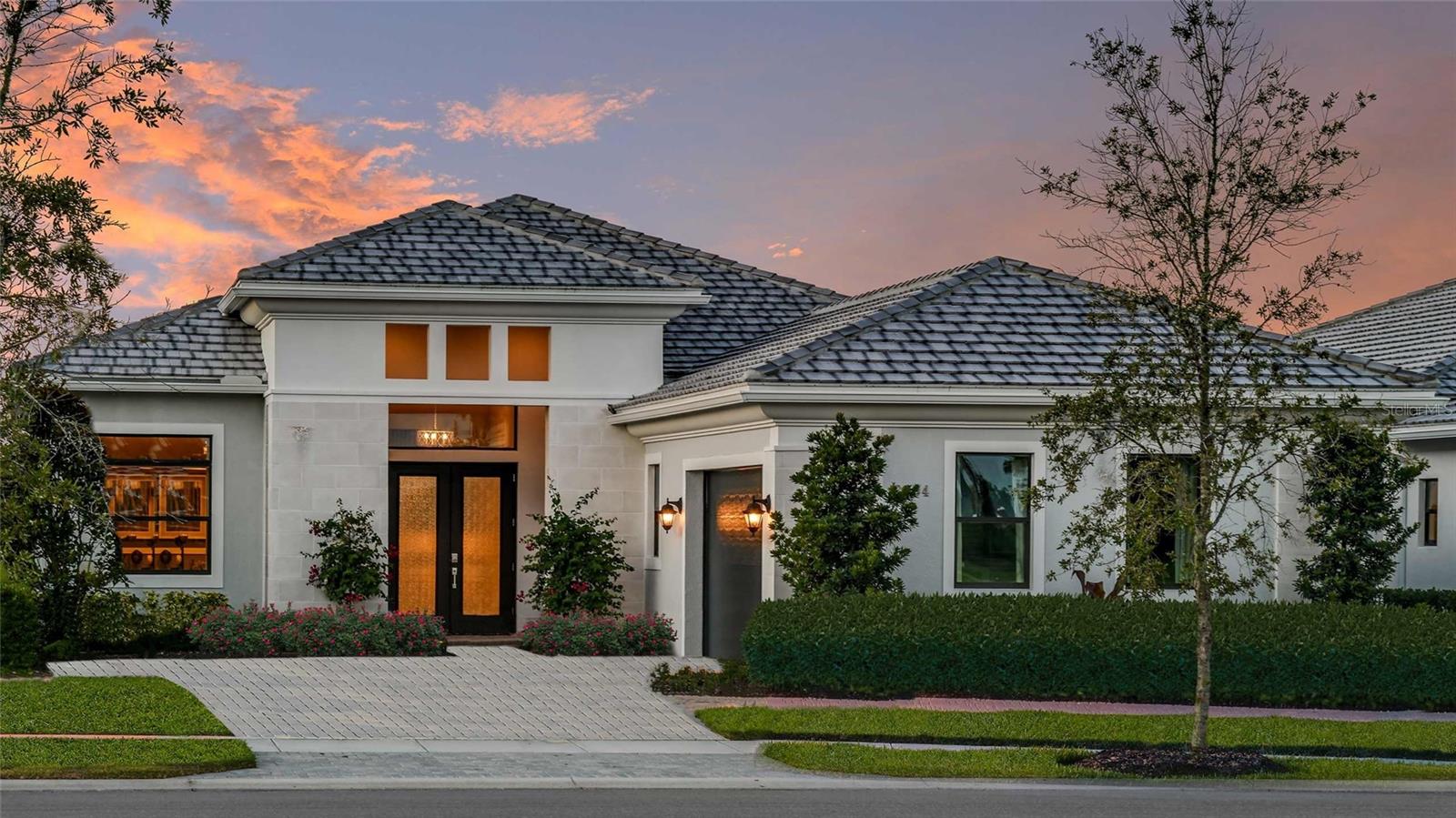 8904 Bernini Pl, Sarasota, FL 34240