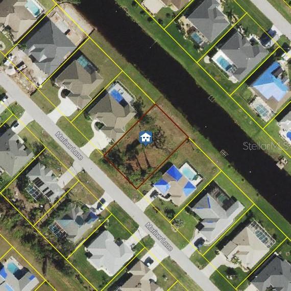 98 Mariner Ln, Rotonda West, FL 33947