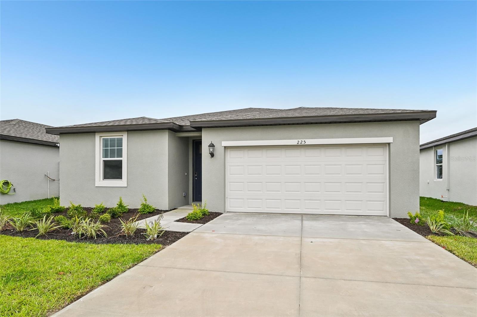 225 Lazy Shore Dr, Nokomis, FL 34275