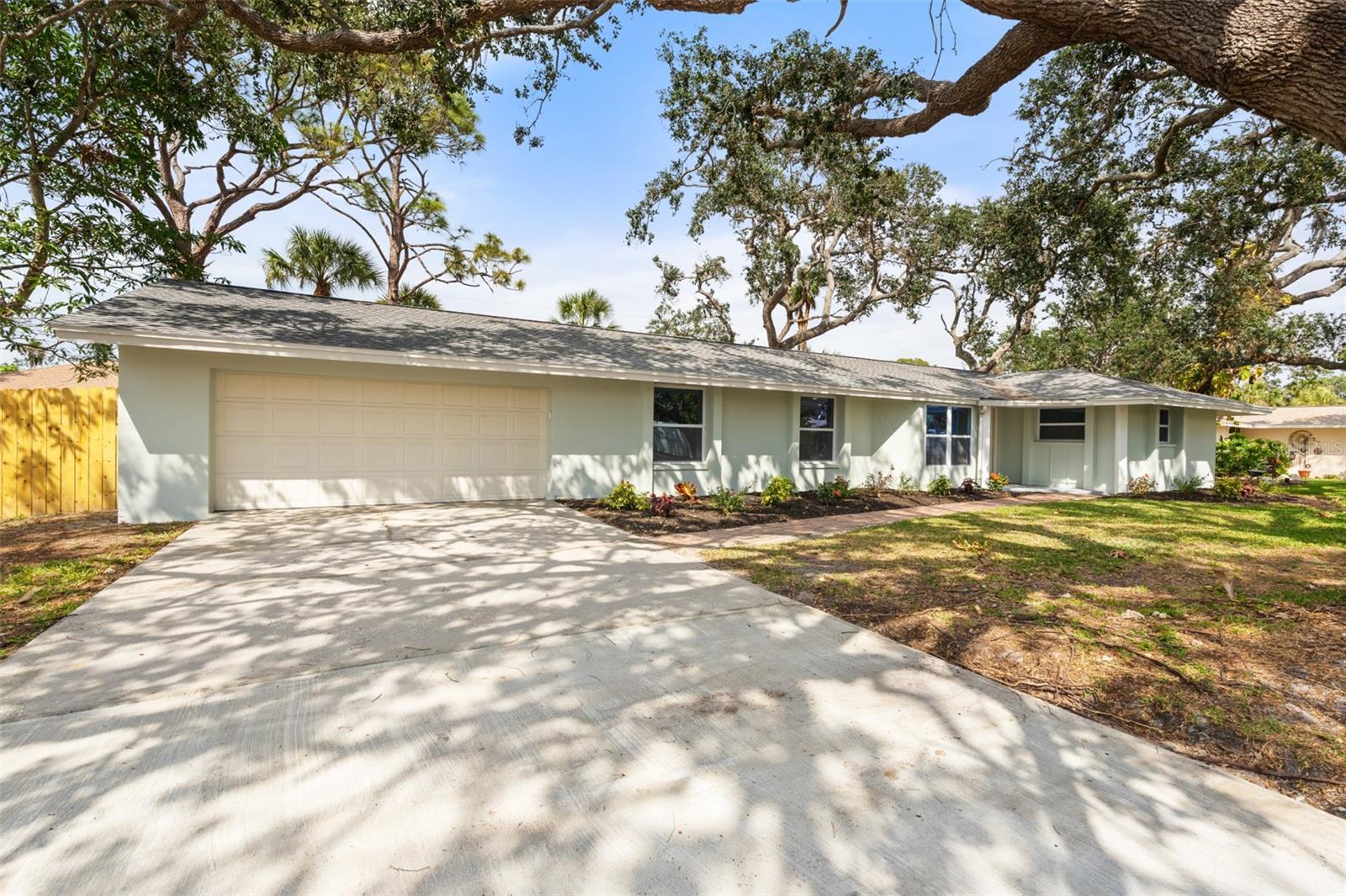 530 Foxglove Rd, Venice, FL 34293