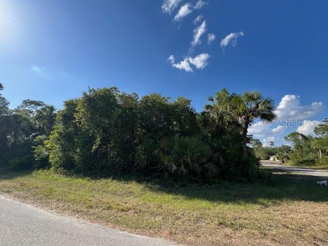 145 Bishop St, Port Charlotte, FL 33954