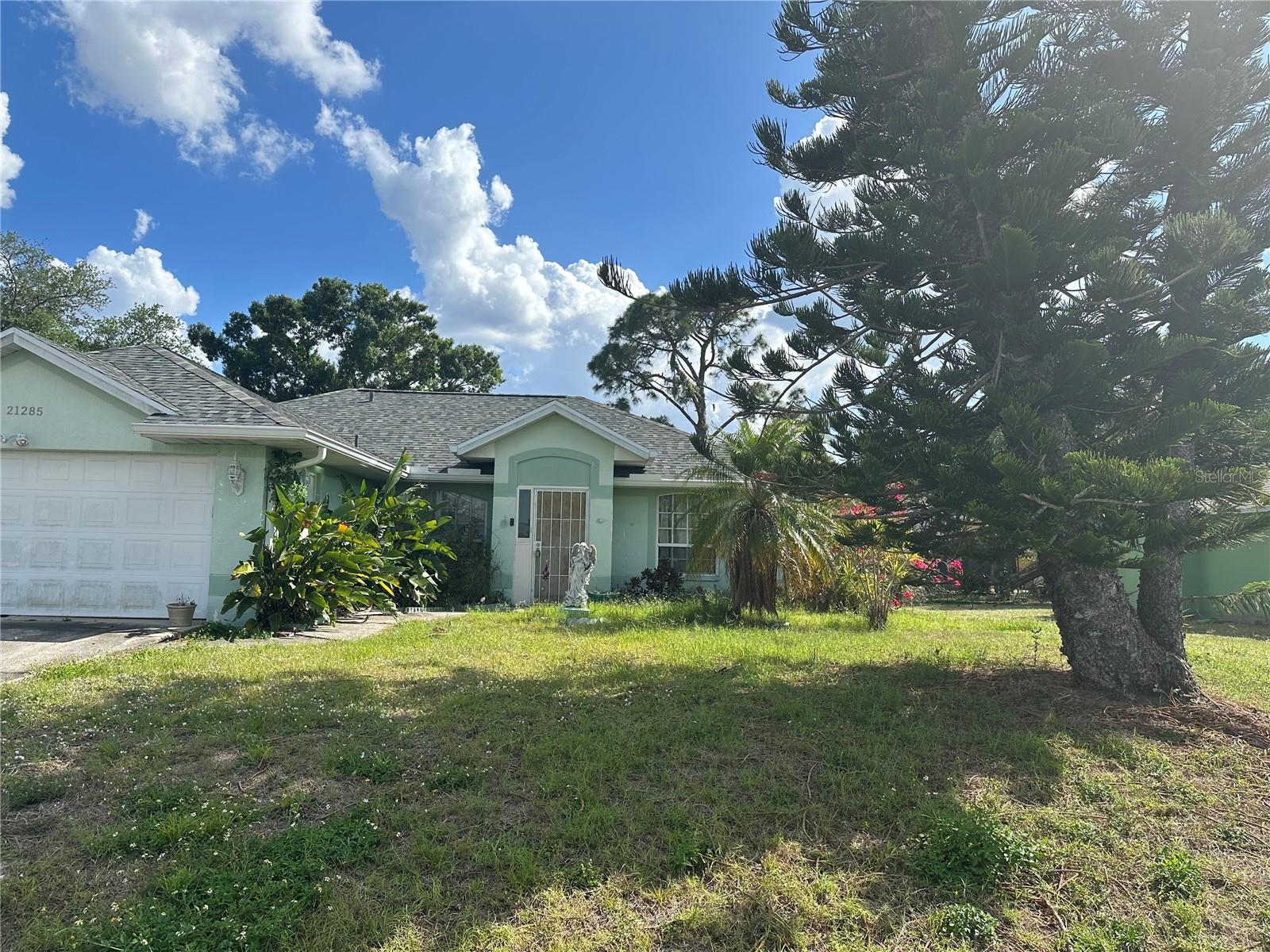 21285 Peachland Blvd, Port Charlotte, FL 33954