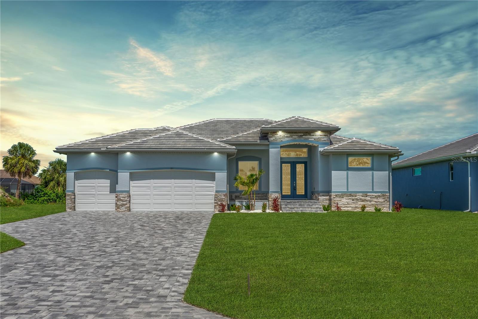 221 Rotonda Blvd S, Rotonda West, FL 33947