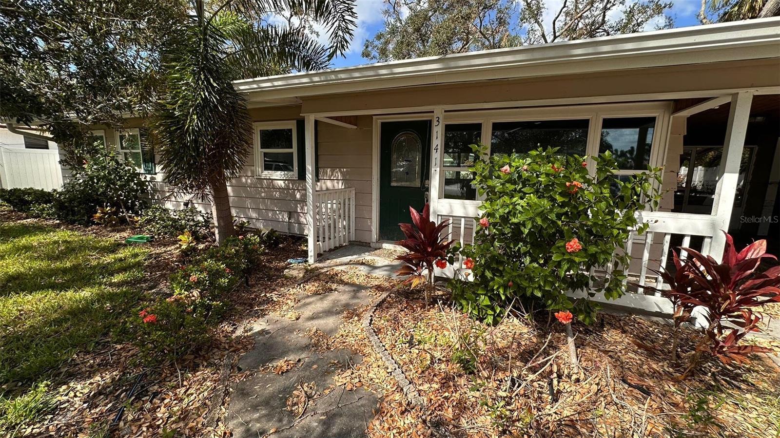 3141 Irving St, Sarasota, FL 34237