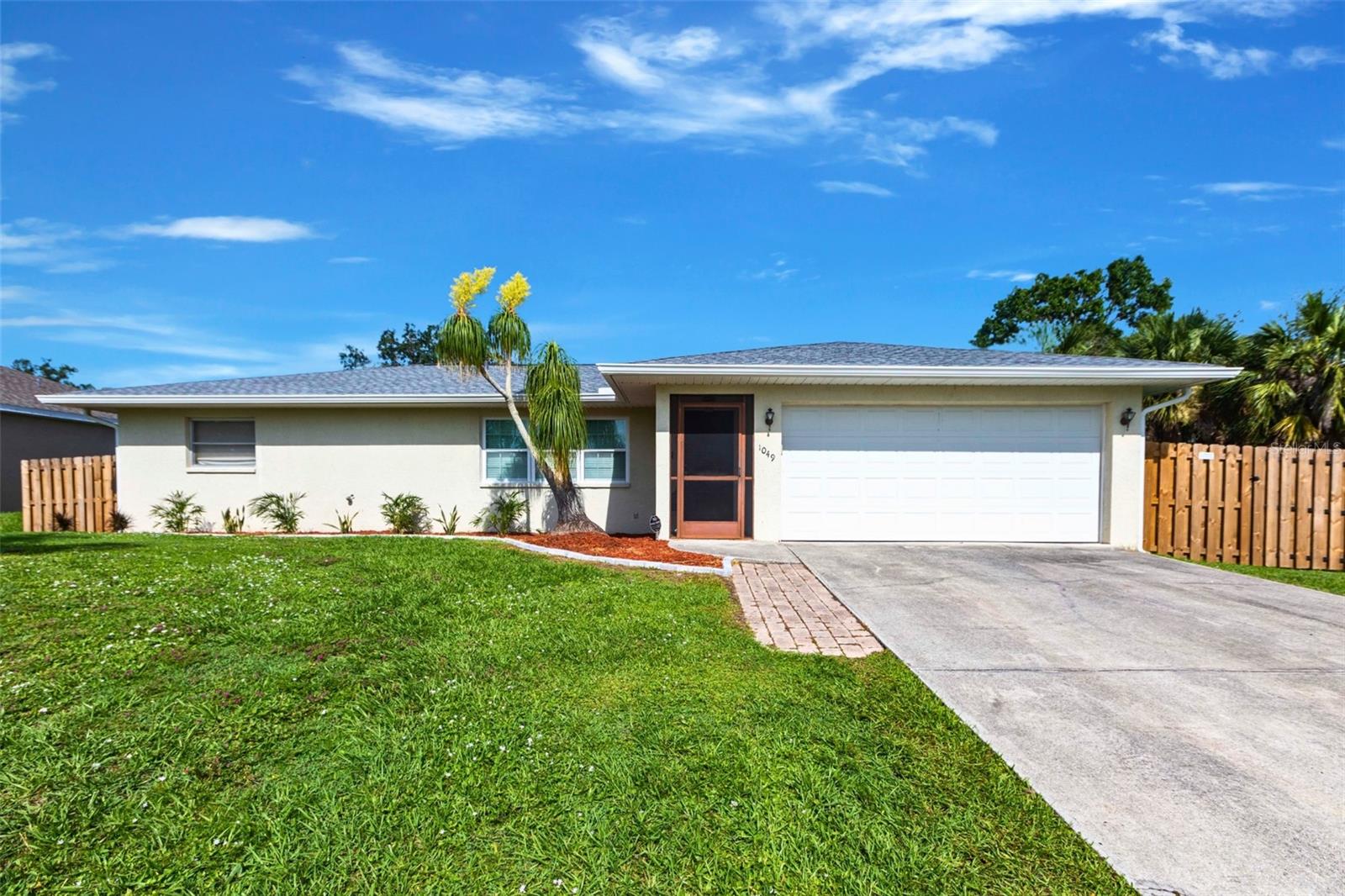 1049 Presque Isle Dr, Port Charlotte, FL 33952