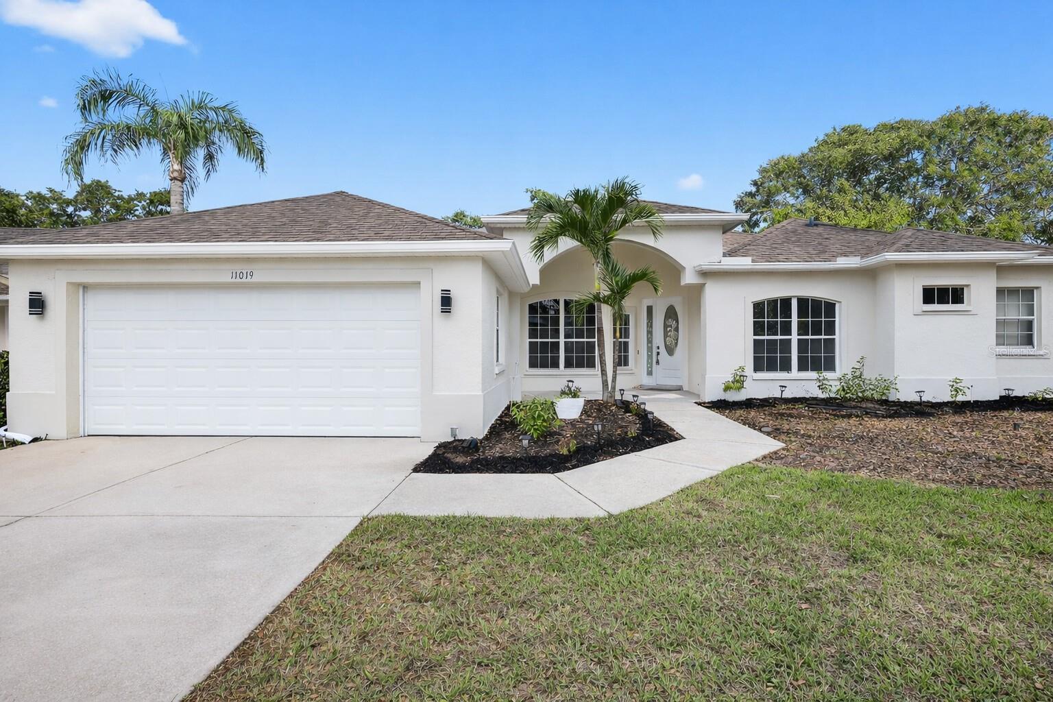 11019 Pine Lilly Pl, Lakewood Ranch, FL 34202