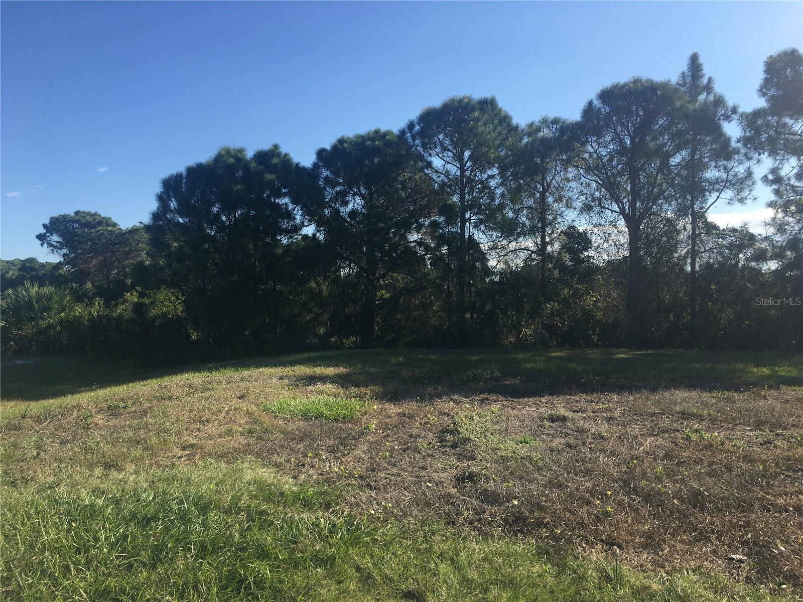 170 Tournament Rd, Rotonda West, FL 33947