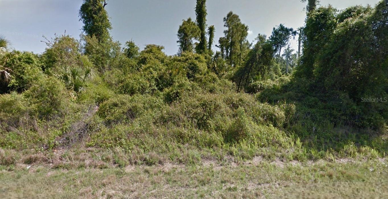 Custer Cir, North Port, FL 34288