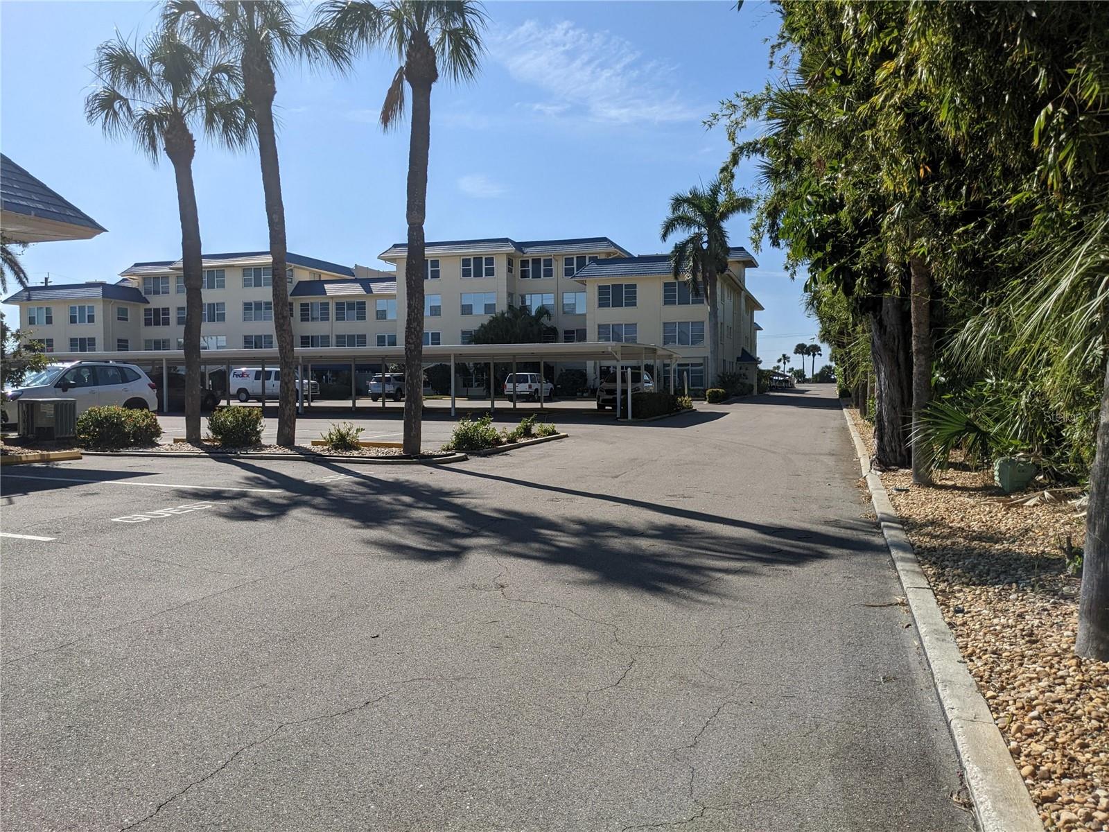 3806 Gulf Of Mexico Dr #C208, Longboat Key, FL 34228