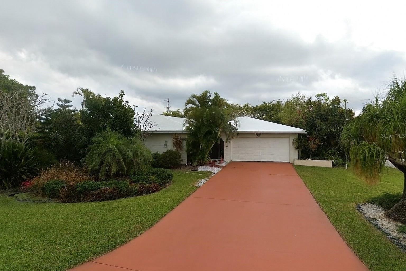 1010 Se 43rd Ter, Cape Coral, FL 33904
