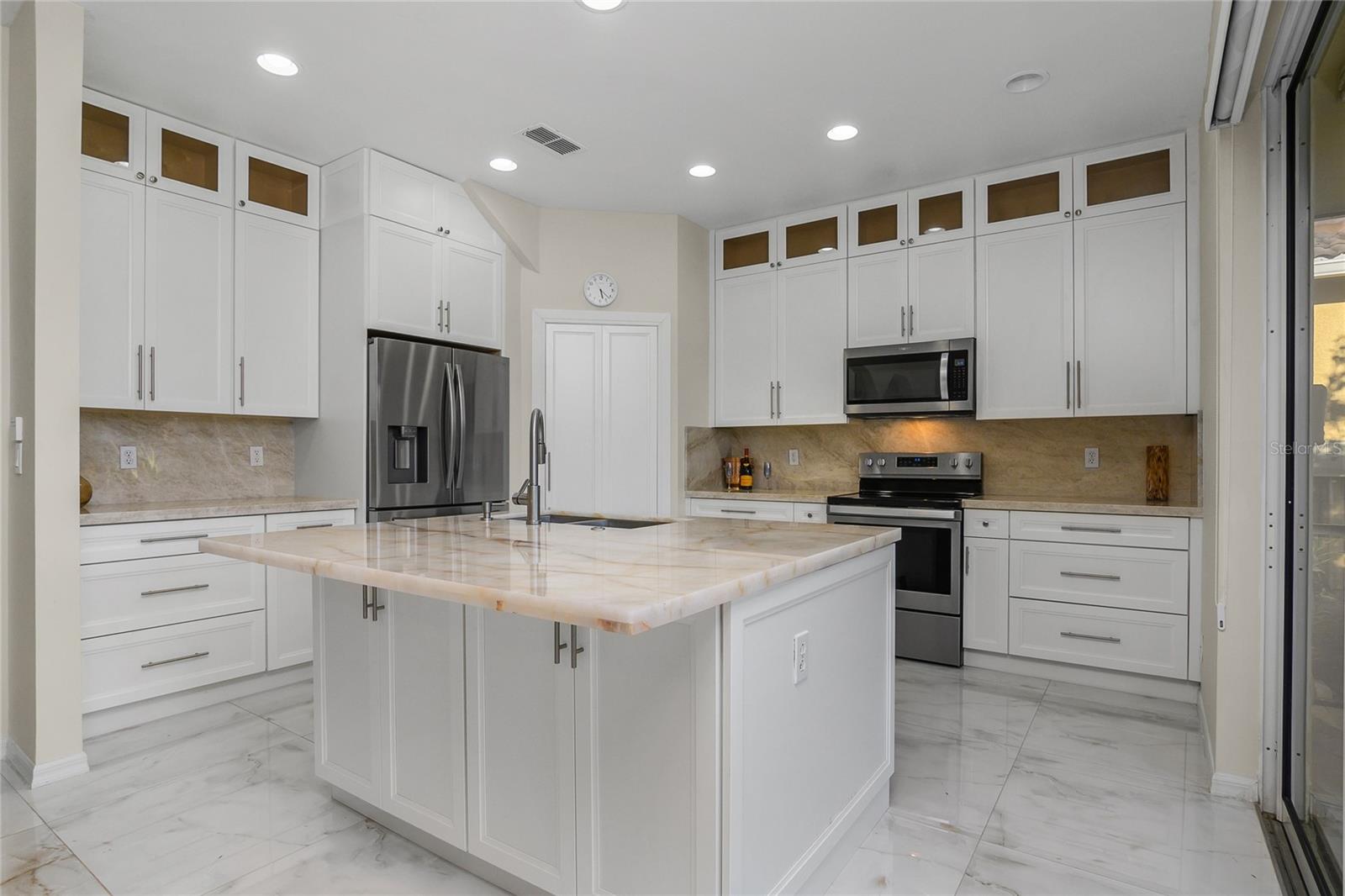 10125 N Golden Elm Dr, Estero, FL 33928