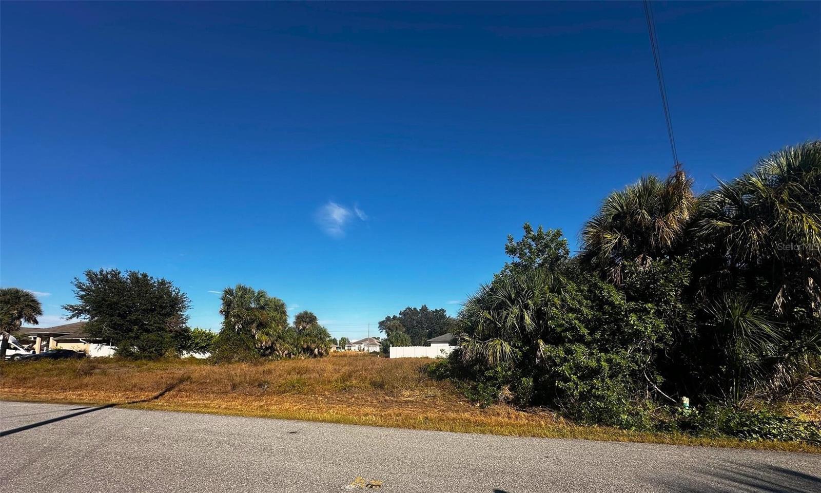 Gisela Rd, North Port, FL 34287