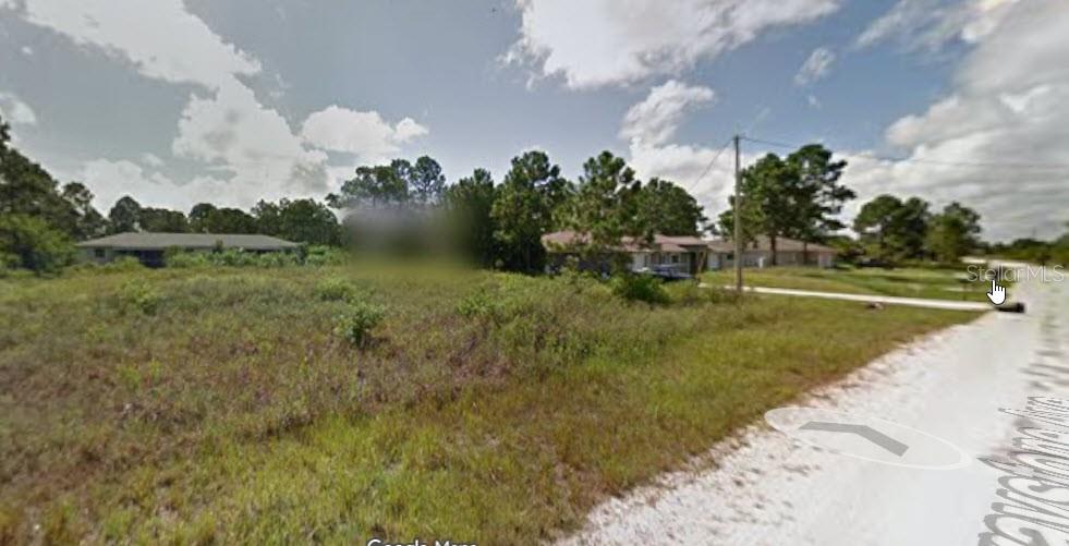 921 Graystone Ave, Lehigh Acres, FL 33974