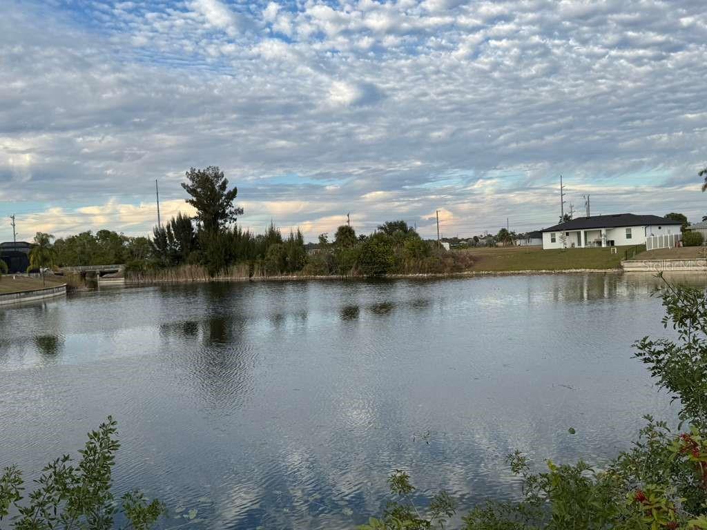 1845 Ne 23rd St, Cape Coral, FL 33909