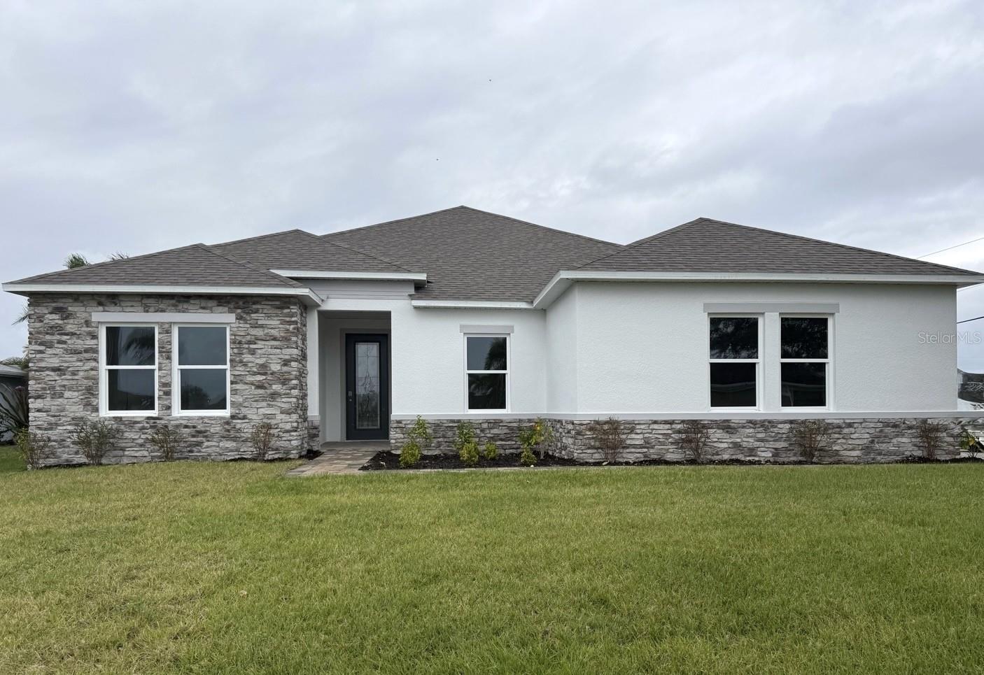 2185 Onondaga Ln, Punta Gorda, FL 33983