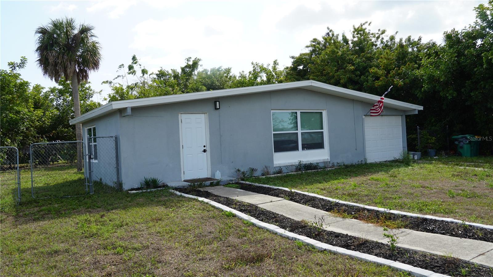 21883 Buxton Ave, Port Charlotte, FL 33952