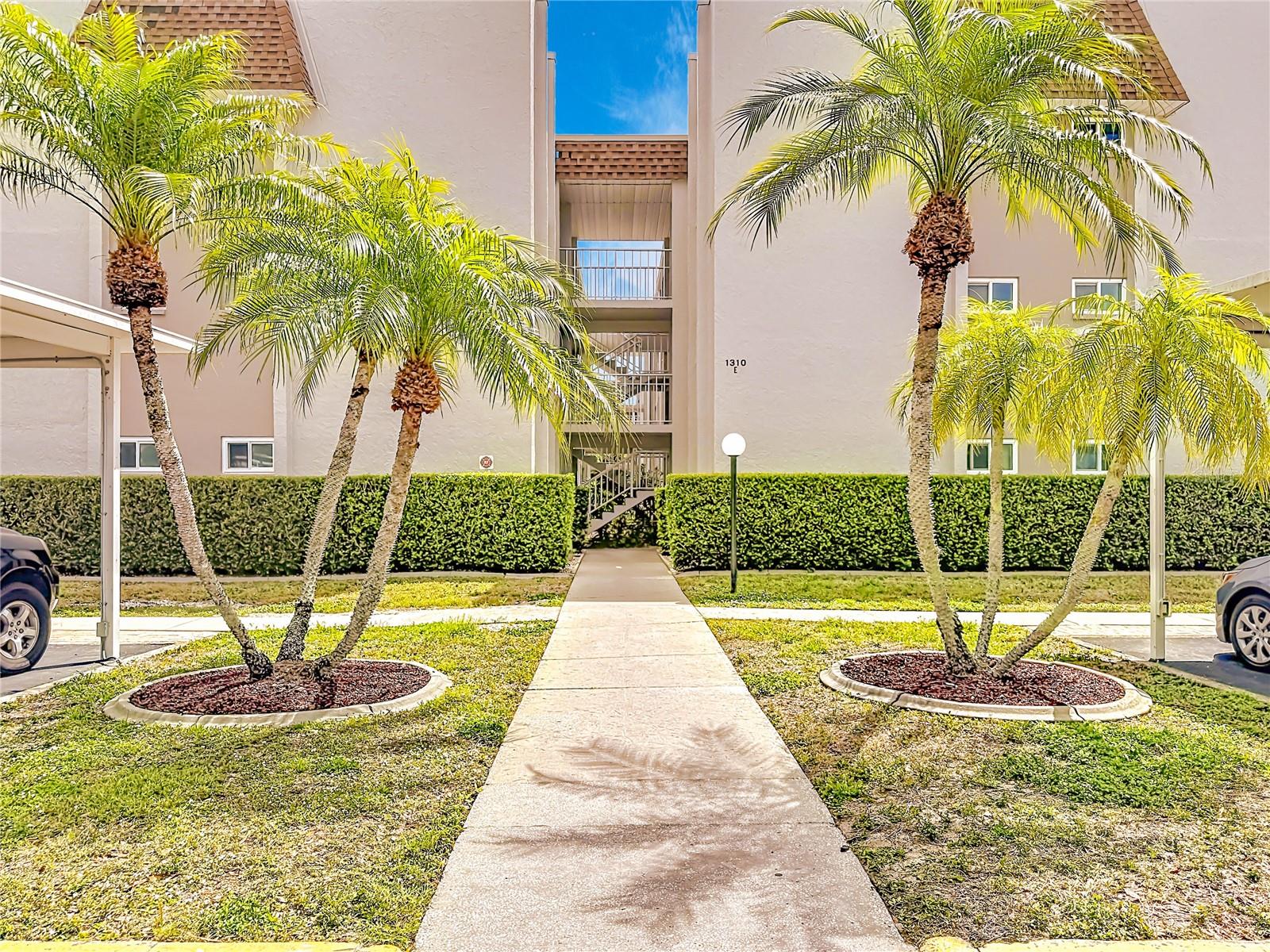 1310 Glen Oaks Dr E #183e, Sarasota, FL 34232