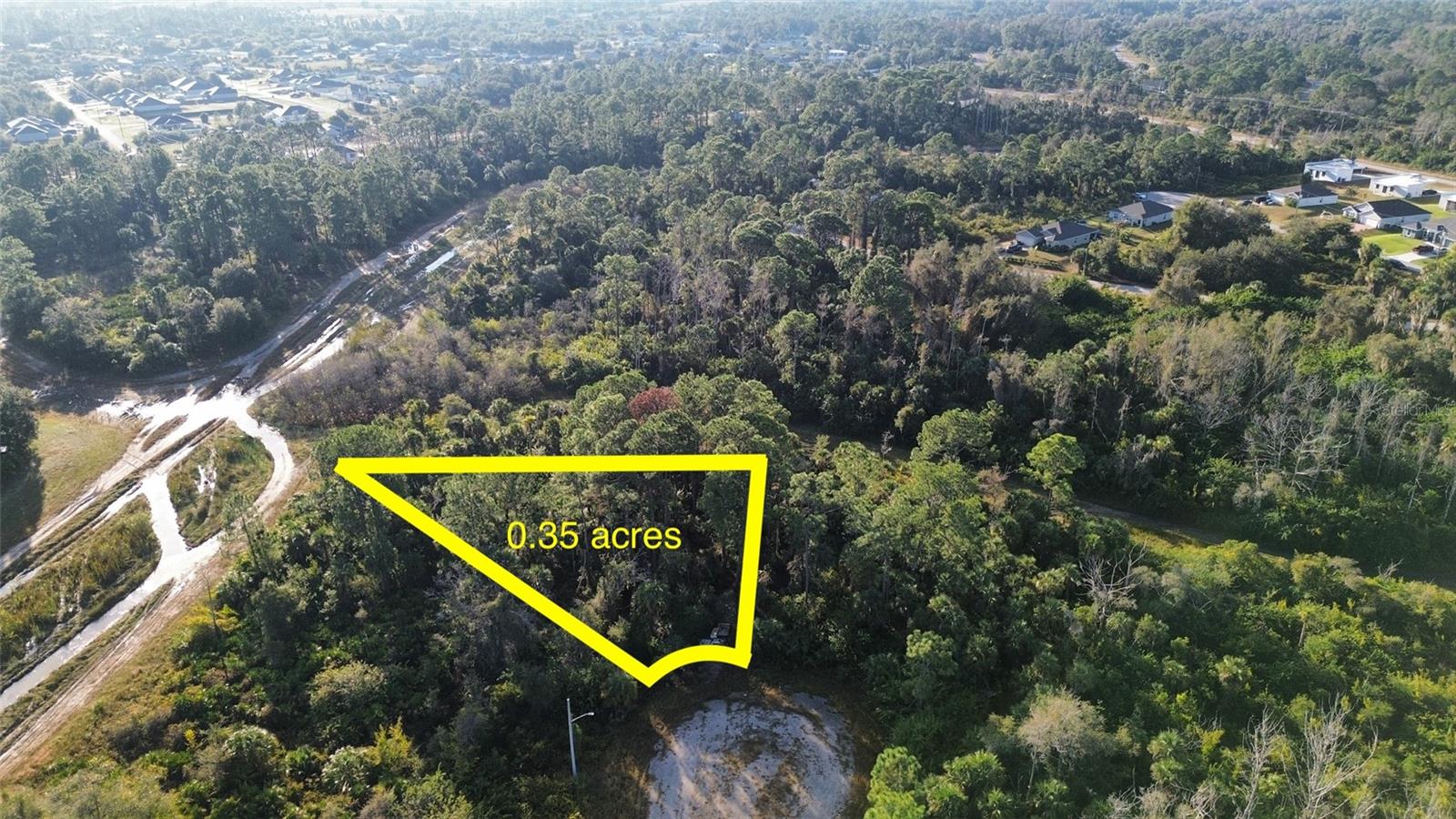 616 Lombardy Ct, Lehigh Acres, FL 33972