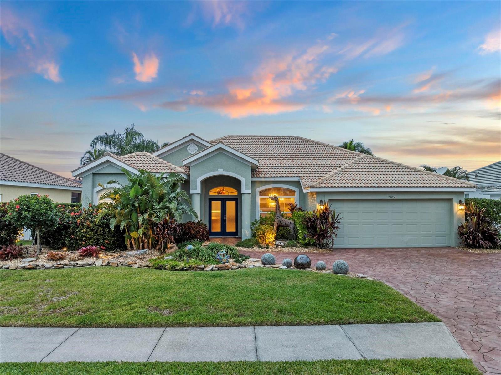 7419 Roxye Ln, Sarasota, FL 34240
