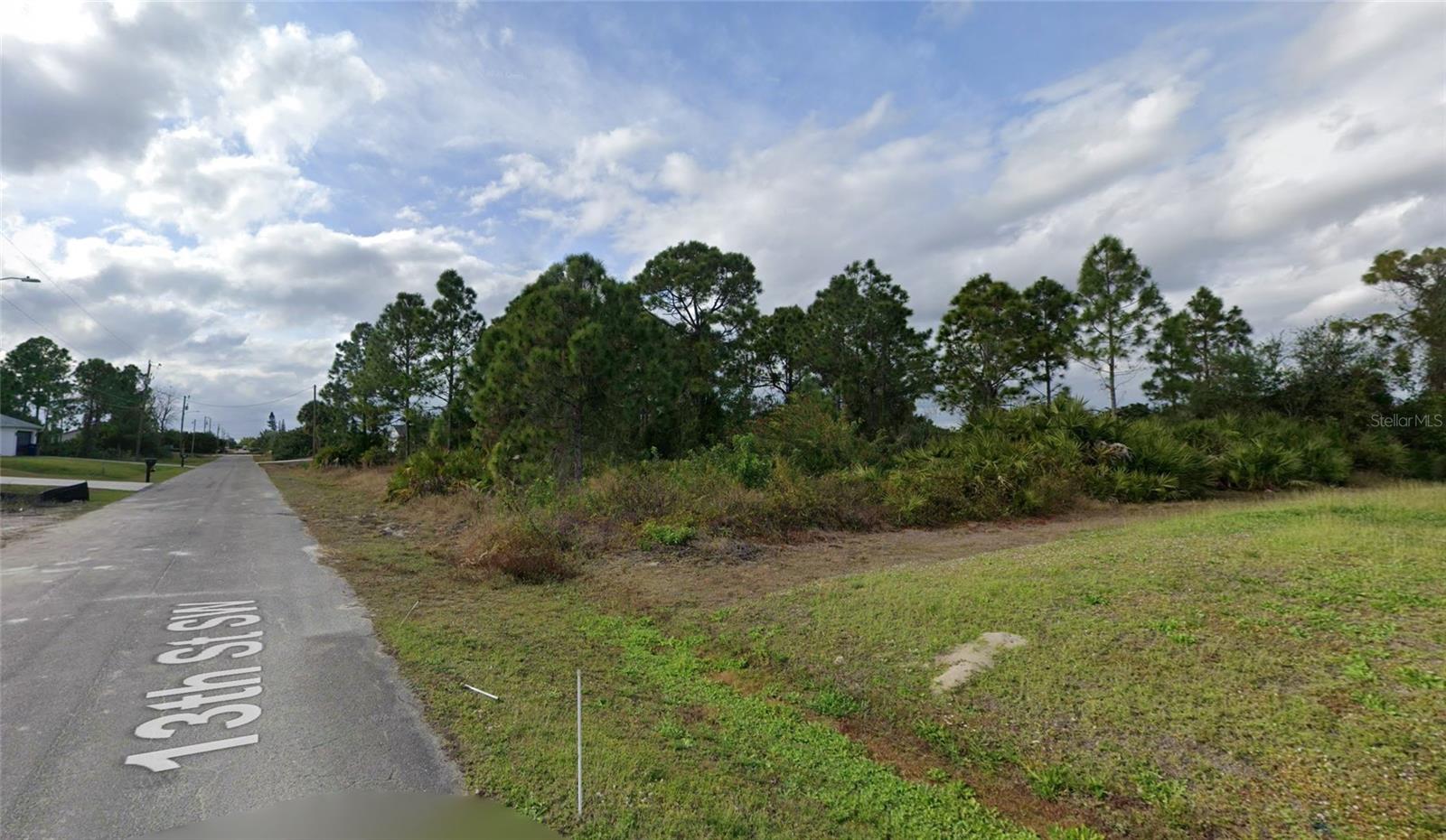 3412 13th St Sw, Lehigh Acres, FL 33976