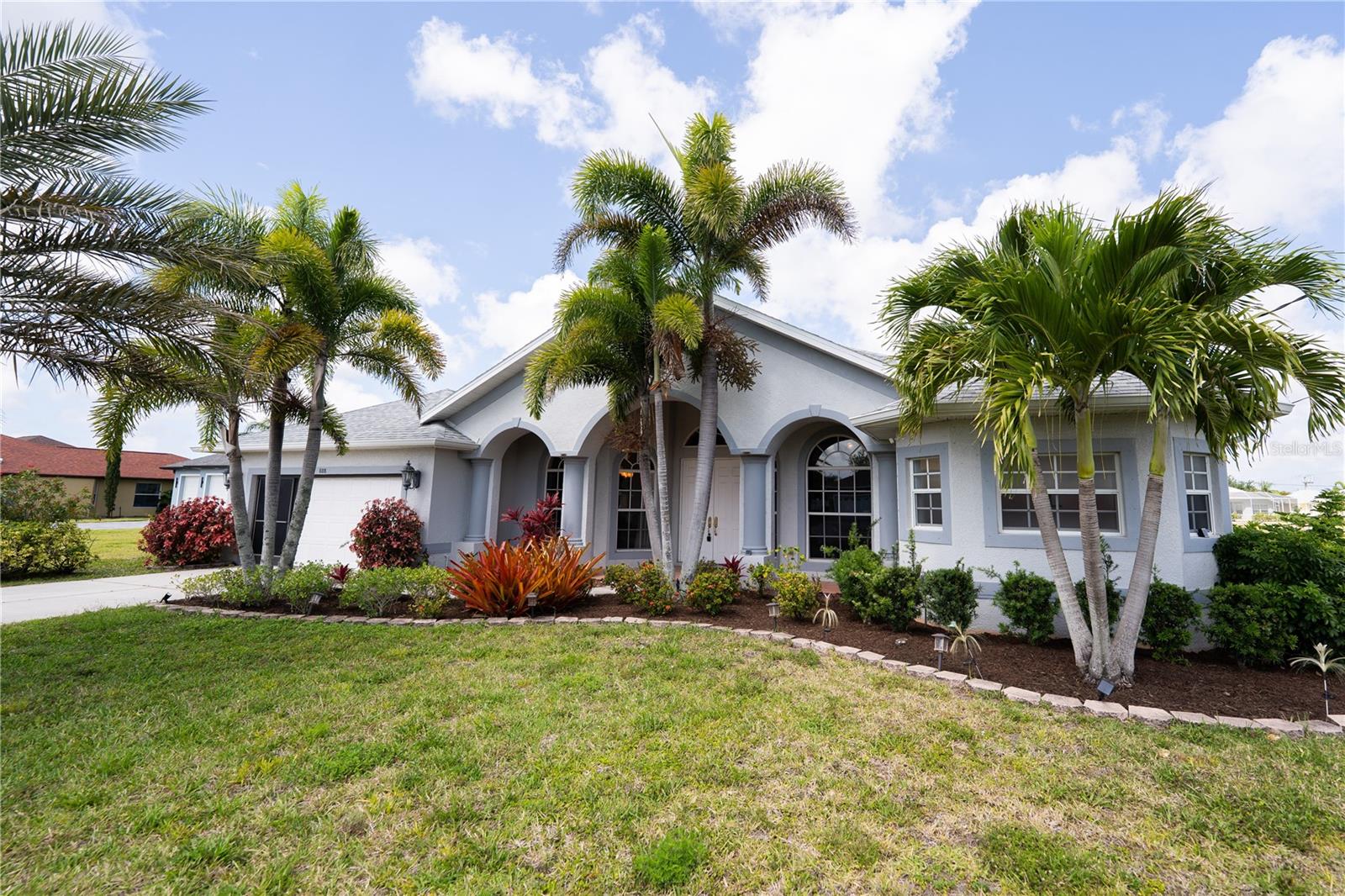 888 Boundary Blvd, Rotonda West, FL 33947