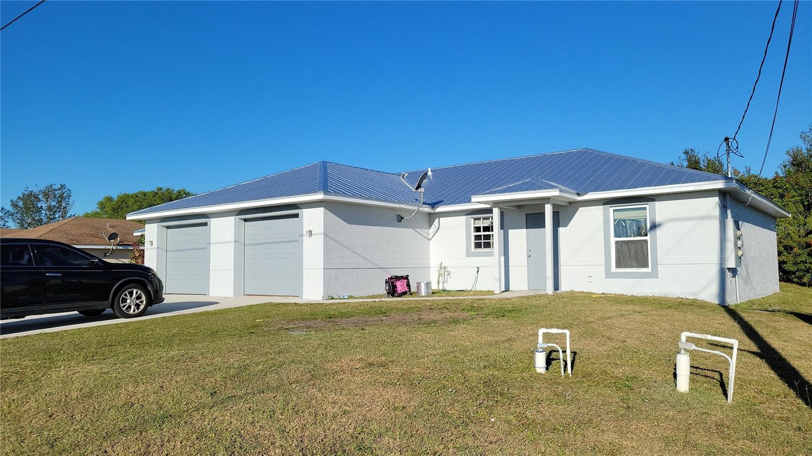 2209/2211 Daniel Ave N, Lehigh Acres, FL 33971