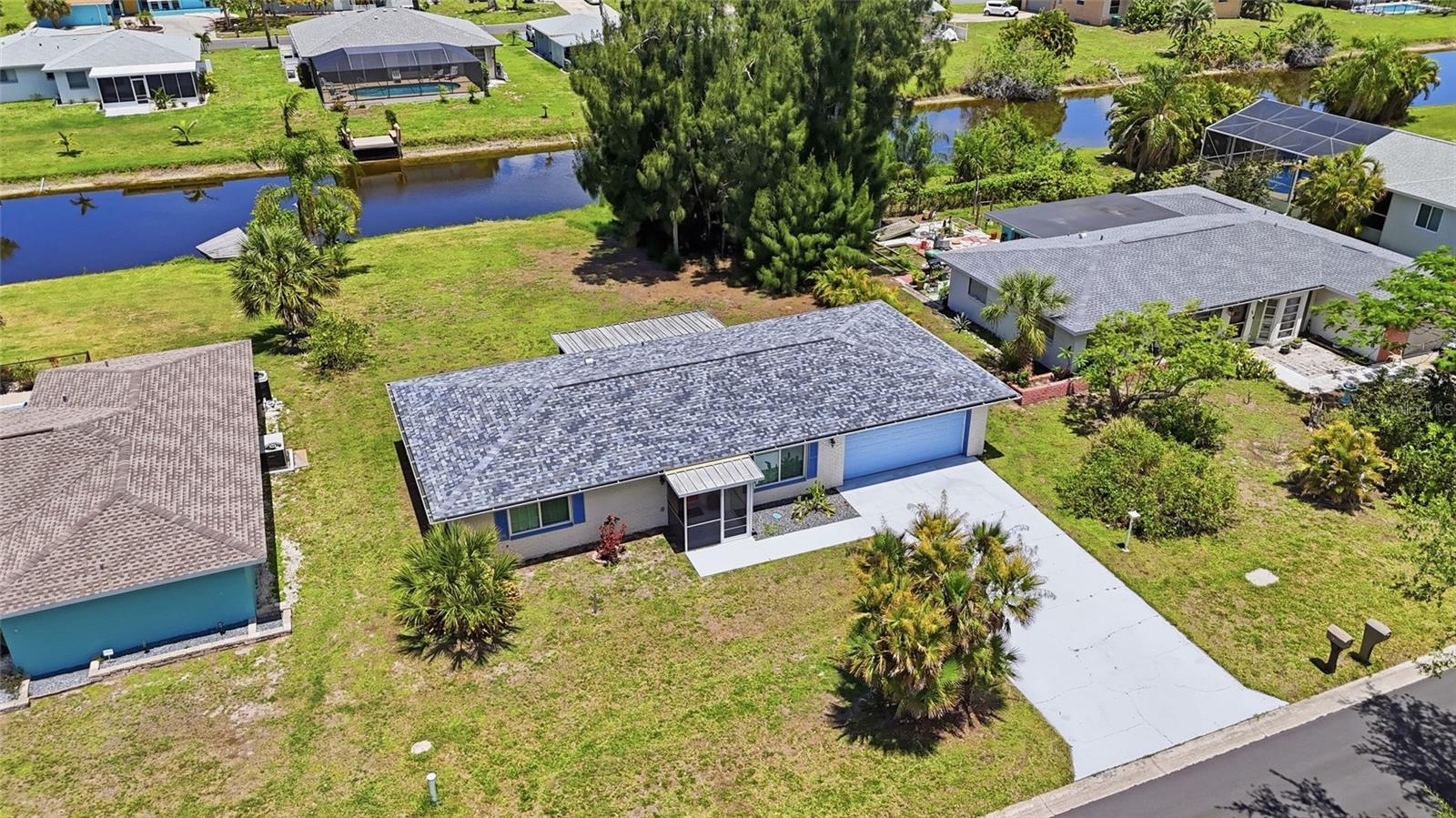 52 Annapolis Ln, Rotonda West, FL 33947