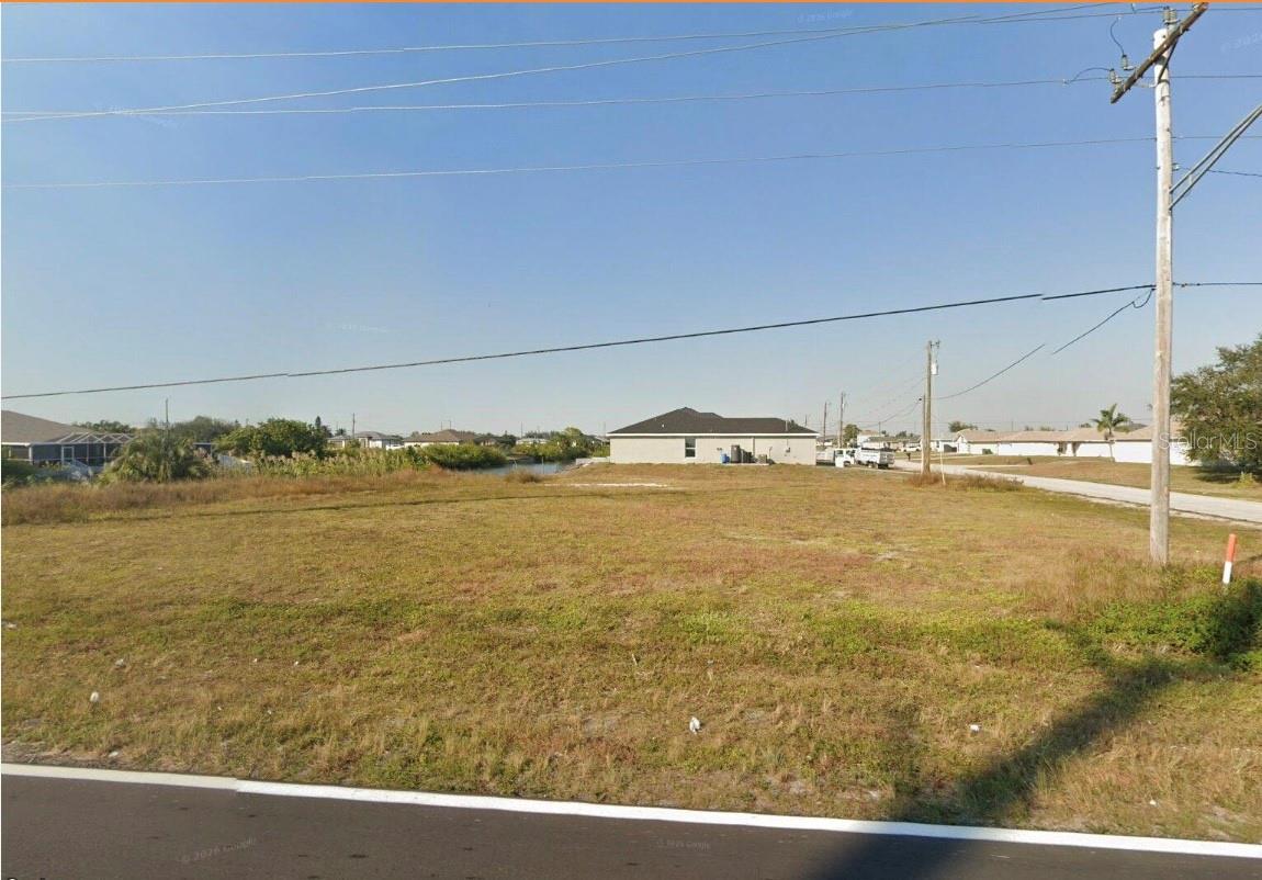 521 Kismet Pkwy E, Cape Coral, FL 33909