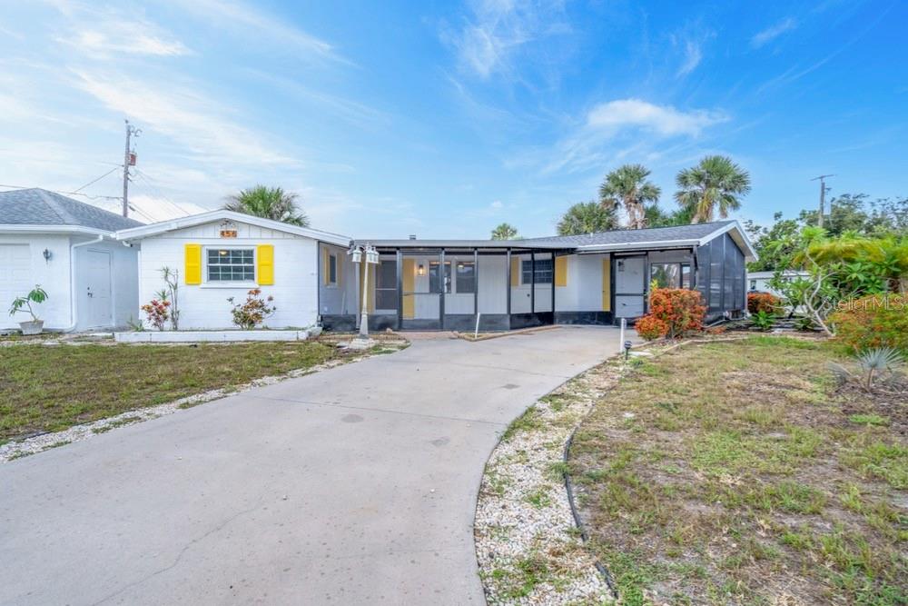 456 Sandlewood Dr, Venice, FL 34293