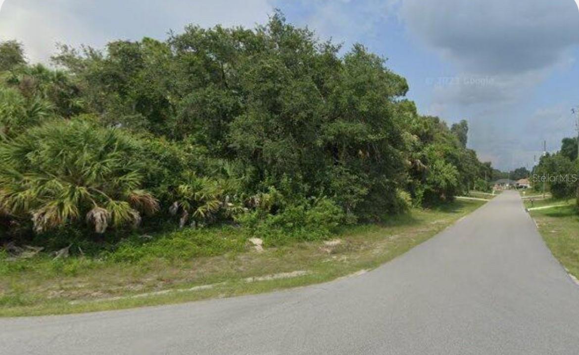 Starview Ave, North Port, FL 34288
