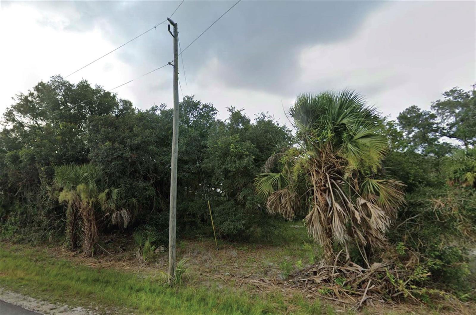 Greentree Ave, North Port, FL 34286